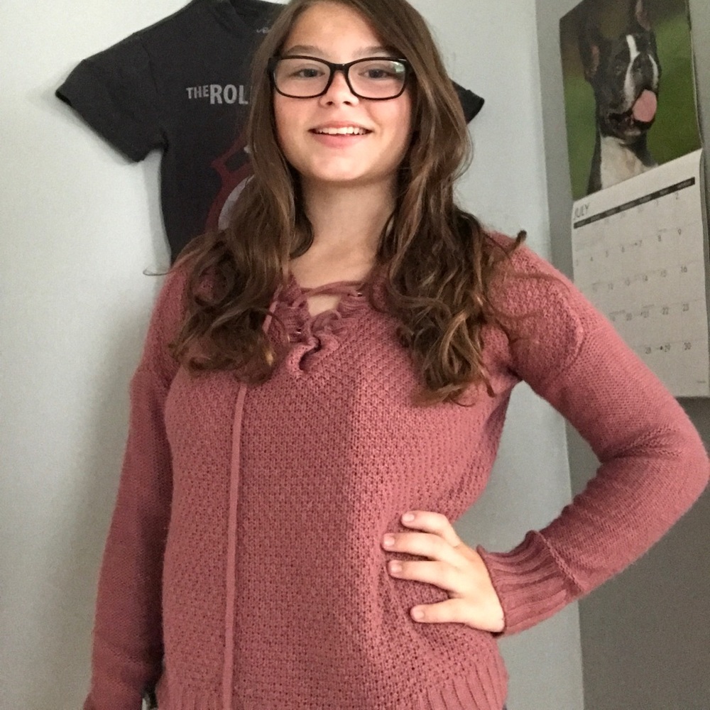 Size small, from rue21,pink plum color knitted sweater